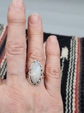 Load image into Gallery viewer, MOONSTONE RING - SIZE 7