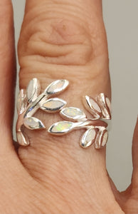 BLUE OR WHITE OPAL INLAY LEAF CLUSTER RING