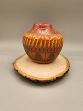 Load image into Gallery viewer, NAVAJO ETCHWARE POTTERY - IZACK JOE