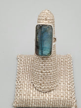 Load image into Gallery viewer, LABRADORITE RING

