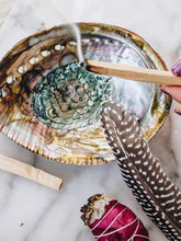 Load image into Gallery viewer, LARGE FULL SMUDGING/CLEANSING KIT