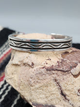 Load image into Gallery viewer, STERLING SILVER CUFF BRACELET - BRUCE MORGAN
