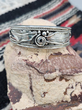 Load image into Gallery viewer, STERLING SILVER FEATHER CUFF BRACELET - JUSTIN MORRIS
