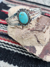Load image into Gallery viewer, TURQUOISE CUFF BRACELET - BELL TRADING POST
