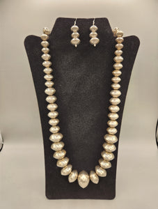 VINTAGE NAVAJO PEARLS NECKLACE & EARRINGS SET -  GRADUATED - LEO YAZZIE