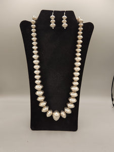 VINTAGE NAVAJO PEARLS NECKLACE & EARRINGS SET -  GRADUATED - LEO YAZZIE