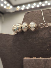 Load image into Gallery viewer, VINTAGE NAVAJO PEARLS NECKLACE &amp; EARRINGS SET -  GRADUATED - LEO YAZZIE
