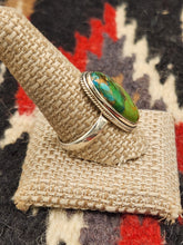 Load image into Gallery viewer, GREEN COPPER TURQUOISE RING - SIZE 11 - OVAL SHAPED
