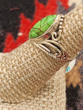 Load image into Gallery viewer, GREEN COPPER TURQUOISE RING - SIZE 5
