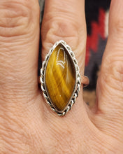 Load image into Gallery viewer, TIGER EYE RING - SIZE 9
