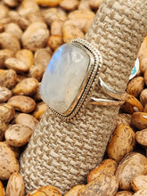 Load image into Gallery viewer, MOONSTONE RING - SIZE 6
