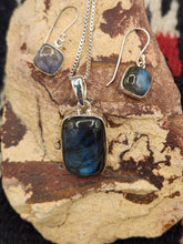 Load image into Gallery viewer, LABRADORITE NECKLACE &amp; EARRING SET
