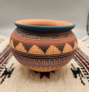 NAVAJO ETCHWARE POTTERY  - MICHAEL CHARLIE