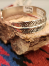 Load image into Gallery viewer, STERLING SILVER FEATHER CUFF STYLE BRACELET
