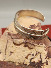 Load image into Gallery viewer, STERLING SILVER FEATHER CUFF STYLE BRACELET
