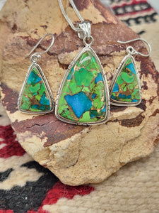 GREEN COPPER TURQUOISE PENDANT & EARRING SET