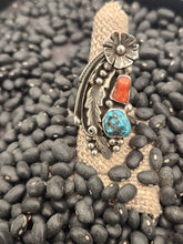 Load image into Gallery viewer, TURQUOISE &amp; CORAL LARGE RING - SIZE 8 - LHN
