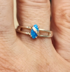 BLUE OR WHITE OPAL RING - MARQUETTE SHAPED