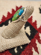 Load image into Gallery viewer, GREEN COPPER TURQUOISE RING - SIZE 5
