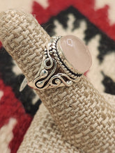 Load image into Gallery viewer, ROSE QUARTZ RING - SIZE 5.5
