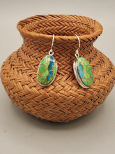 Load image into Gallery viewer, GREEN COPPER TURQUOISE EARRINGS  - OVAL
