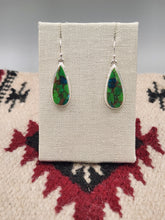 Load image into Gallery viewer, GREEN COPPER TURQUOISE OVAL EARRINGS
