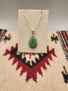 GREEN COPPER TURQUOISE TEARDROP NECKLACE