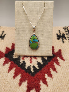 GREEN COPPER TURQUOISE TEARDROP NECKLACE