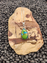 Load image into Gallery viewer, GREEN COPPER TURQUOISE TEARDROP NECKLACE
