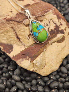 GREEN COPPER TURQUOISE TEARDROP NECKLACE