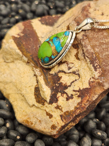 GREEN COPPER TURQUOISE TEARDROP NECKLACE