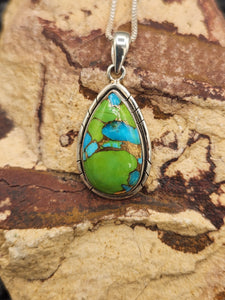 GREEN COPPER TURQUOISE TEARDROP NECKLACE