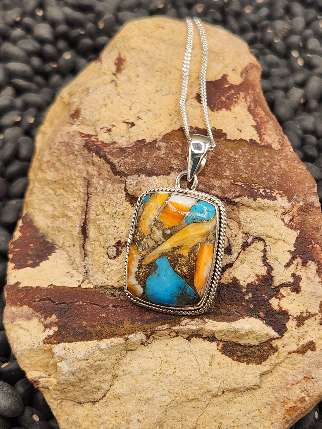 TURQUOISE &SPINY OYSTER SHELL RECTANGLE NECKLACE