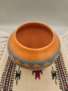 NAVAJO ETCHWARE POTTERY - CECELIA BENALLY