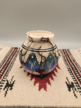 Load image into Gallery viewer, HORSEHAIR POTTERY - RONALD SMITH
