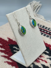 Load image into Gallery viewer, GREEN COPPER TURQUOISE OVAL EARRINGS
