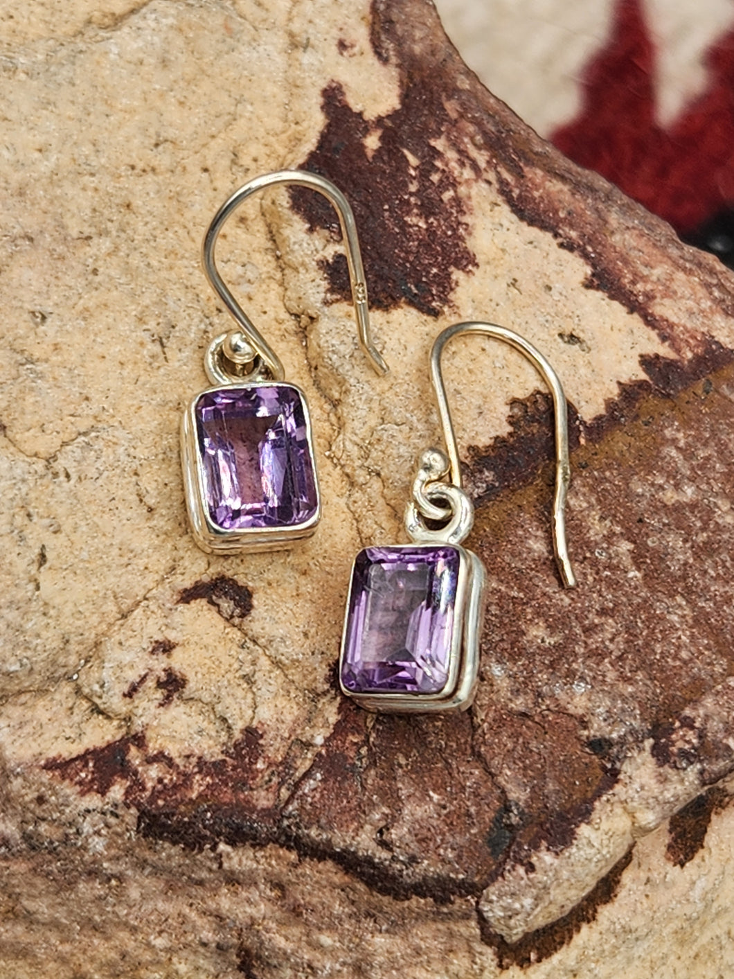 AMETHYST RECTANGLE SHAPED EARRINGS