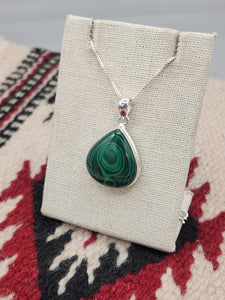 MALACHITE PENDANT WITH CHAIN- TEARDROP