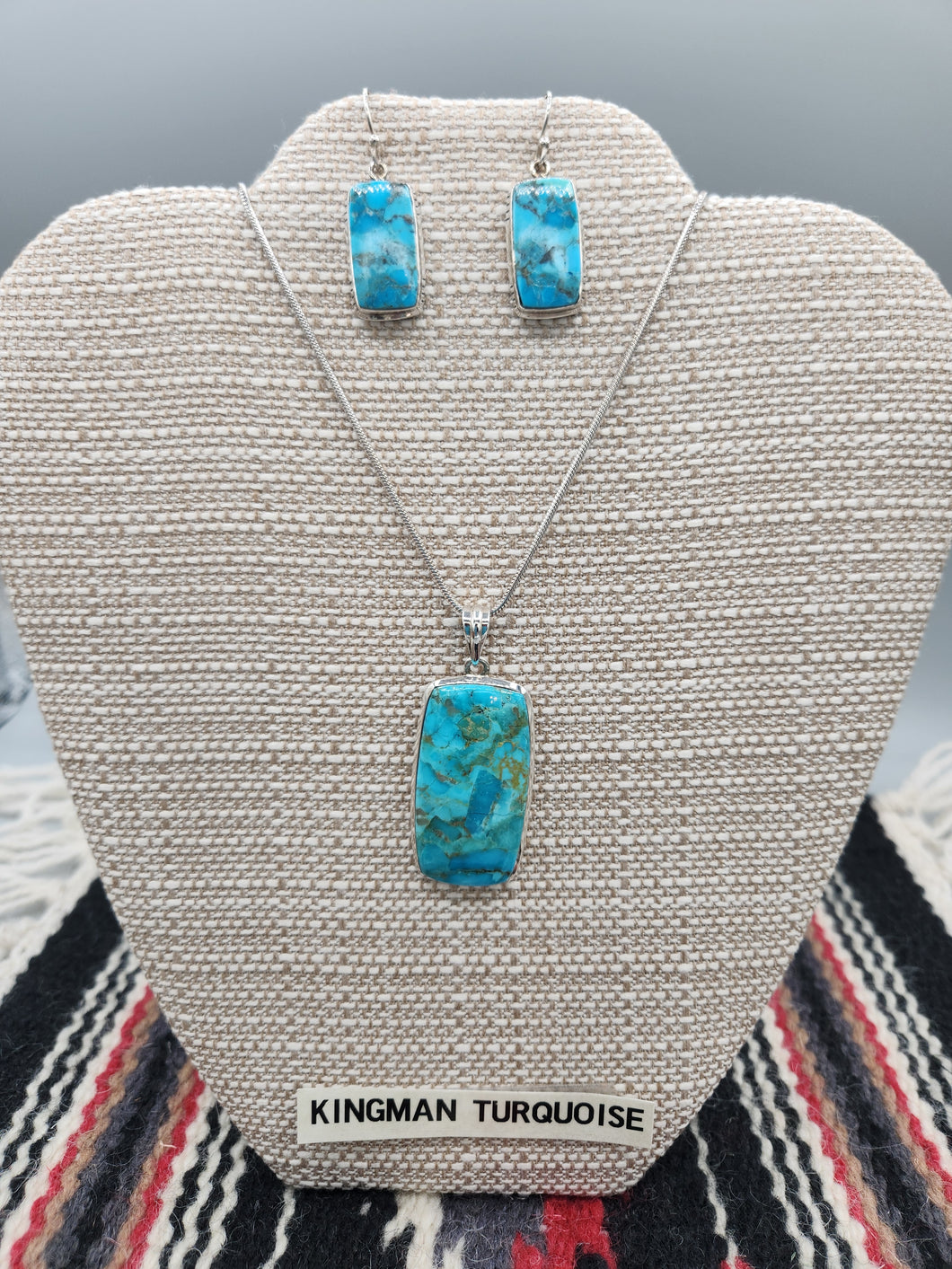 TURQUOISE NECKLACE & EARRINGS SET - KINGMAN