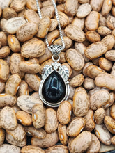 Load image into Gallery viewer, ONYX NECKLACE WITH CHAIN  - TEARDROP
