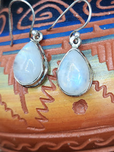 MOONSTONE NECKLACE & EARRINGS SET - TEARDROP