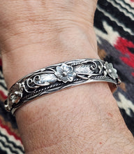 Load image into Gallery viewer, STERLING SILVER CACTUS FLOWER CUFF STYLE BRACELET- BESSIE JOE
