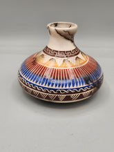 Load image into Gallery viewer, COLORED HORSEHAIR POTTERY - SEFARINA BENALLY
