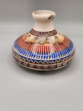 Load image into Gallery viewer, COLORED HORSEHAIR POTTERY - SEFARINA BENALLY
