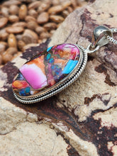 Load image into Gallery viewer, PINK SPINY OYSTER SHELL &amp; TURQUOISE PENDANT &amp; EARRINGS SET
