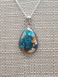 TURQUOISE AND SPINY OYSTER SHELL TEARDROP NECKLACE