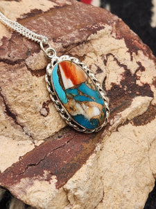 TURQUOISE & SPINY OYSTER SHELL PENDANT