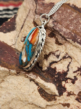 Load image into Gallery viewer, TURQUOISE &amp; SPINY OYSTER SHELL PENDANT
