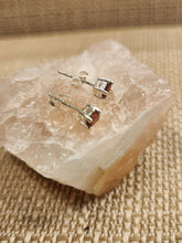 Load image into Gallery viewer, GARNET MINI POST EARRINGS - 3 mm x 5 mm OVAL
