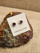 Load image into Gallery viewer, GARNET MINI POST EARRINGS - 4 mm ROUND
